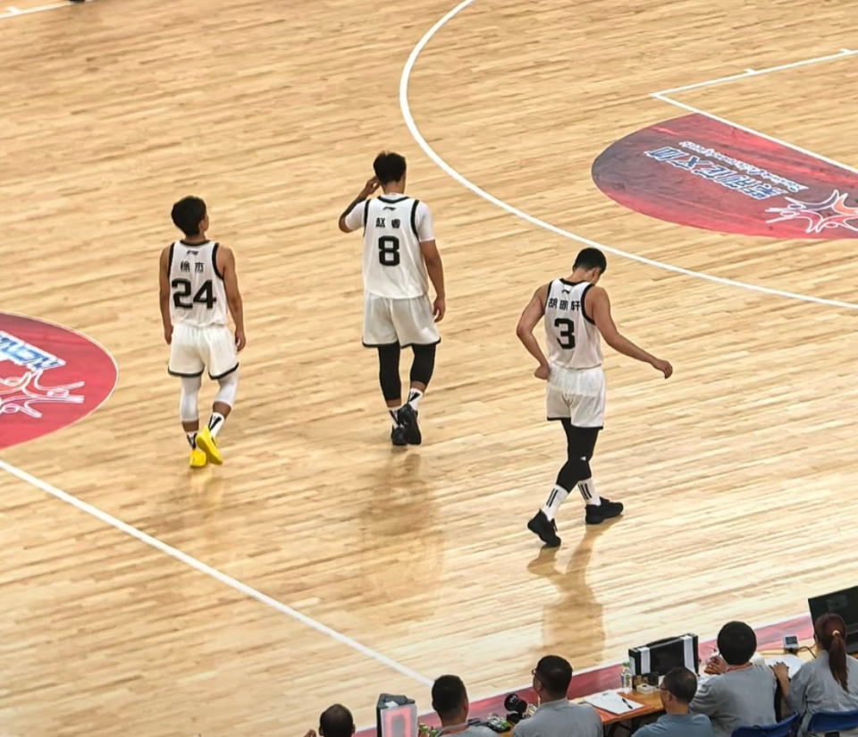 场上的时候 场上的时候